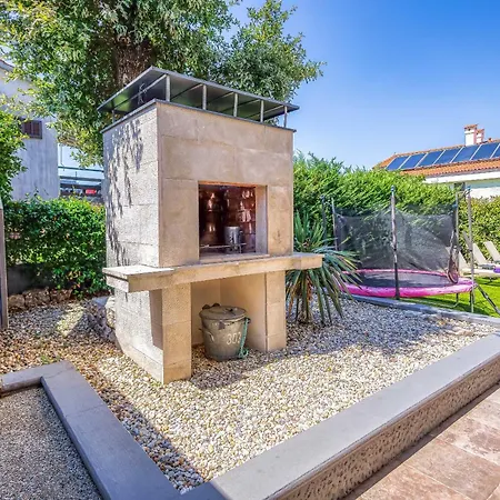 Siora Сasa de vacaciones